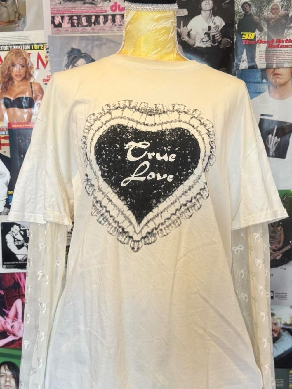 True Love Heart Graphic Long Sleeve Tee - Cream